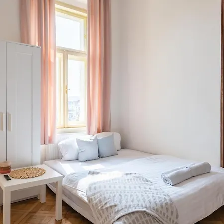 Tesnov Praha