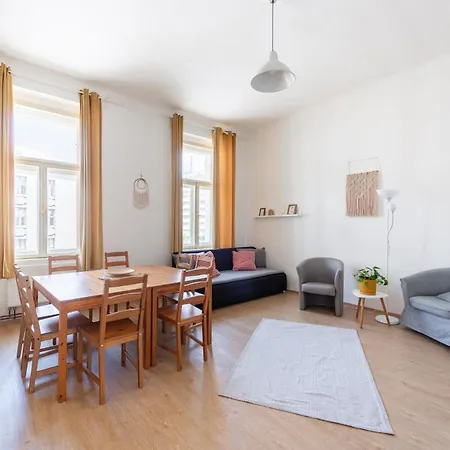 Tesnov Aparthotel Prague