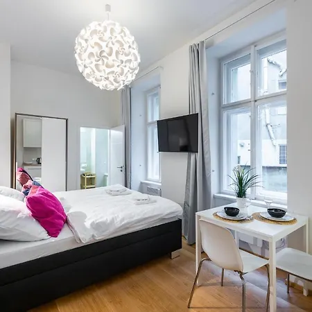Tesnov Aparthotel 4*