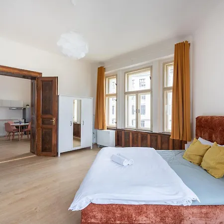 Tesnov Hotel apartamentowy 2*