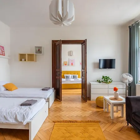 Hotel apartamentowy Tesnov