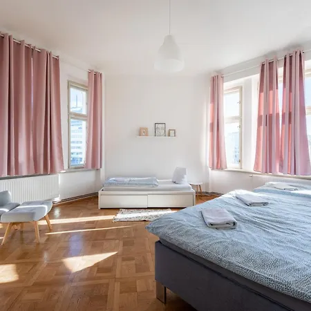 Tesnov Aparthotel 2*