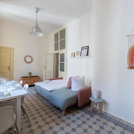 Hotel apartamentowy Tesnov 2*