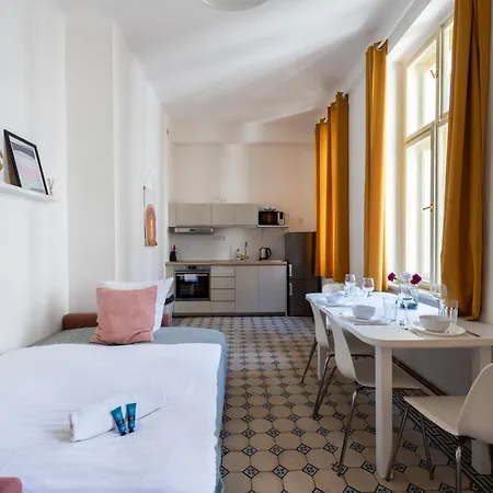Hotel apartamentowy Tesnov