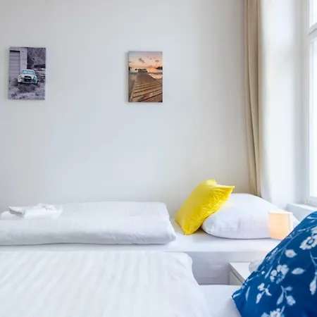 Aparthotel Tesnov 4*