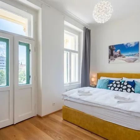 Aparthotel Tesnov Praha