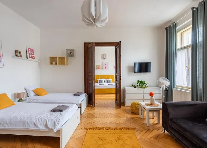 Aparthotel Tesnov